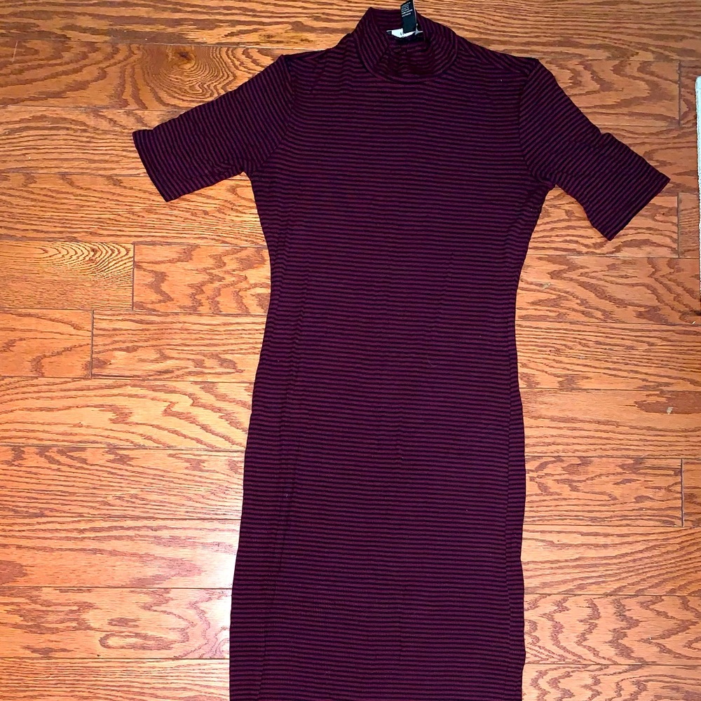 Black and Burgundy Striped Dress - Picture 1 of 4
